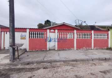 Casa com 3 quartos à venda na rua caju, 251, vila são vicente, paranaguá por r$ 250.000