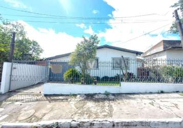 Casa com 3 dromtitórios no bairro juscelino kubtischeck