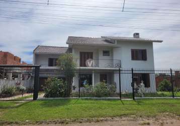 Casa 5 dormitórios em frente aos quartéis!