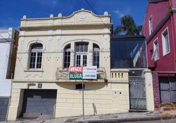 Casa comercial para alugar, 180.00 m2 por r$8500.00  - centro - curitiba/pr