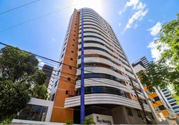 Lindo apartamento 04 suítes 187m² vista deslumbrante em petrópolis