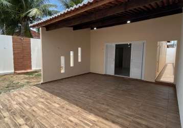 Linda casa suíte no bairro de emaús