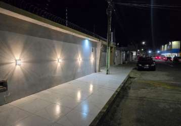 Casa luxuosa semi-mobiliada 04 suítes 450m² de terreno no centro de parnamirim