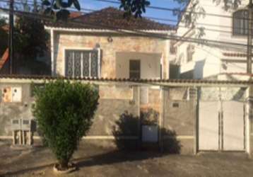 Casa com 3 quartos à venda na rua pardal, 262, campo grande, rio de janeiro por r$ 319.900