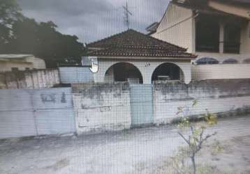 Casa comercial com 1 sala à venda na rua jacinto alcides, 375, bangu, rio de janeiro, 720 m2 por r$ 1.050.000