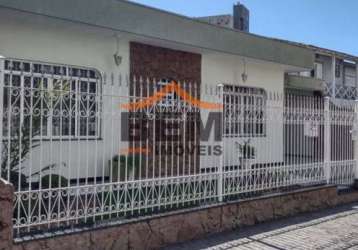 Casa com 3 dormitórios à venda, 252 m² por r$ 1.200.000,00 - fazenda - itajaí/sc