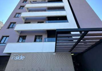 Apartamento novo com 1 suíte mais 2 quartos à venda no bairro costa e silva em joinville - sc por r$ 585.000,00.