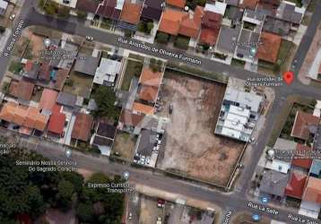 Terreno com 2.172 m² no pinheirinho