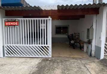 Casa em parque vitoria regia - sorocaba com 2 dormitórios, 1 banheiro, 2 vagas cobertas e área de lazer coberta com churrasqueira por r$270.000 para venda.