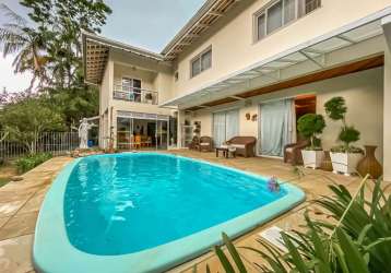 Casa com 5 dormitórios à venda, 448 m² por r$ 1.650.000,00 - vorstadt - blumenau/sc