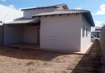 Casa em condomínio fechado com 3 quartos à venda na z, s/n, 325, distrito industrial, cuiabá por r$ 370.000