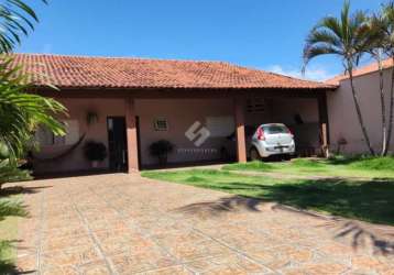 Casa com 3 quartos à venda na trinta e seis, 84, santa cruz ii, cuiabá por r$ 600.000