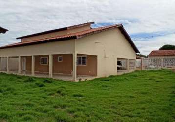 Casa com 3 quartos à venda na rua dezesseis, 26, altos do coxipó, cuiabá por r$ 579.000