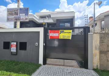 Lindo sobrado triplex novo, frente rua com 144m2 no boqueirão