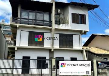 Casa comercial com 2 salas à venda na rua toríbio soares pereira, 888, iririú, joinville por r$ 1.785.000