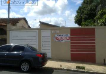 Casa com 2 dormitórios no jardim rosa branca