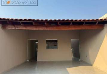 Casa nova com 3 dormitórios na vila ipiranga