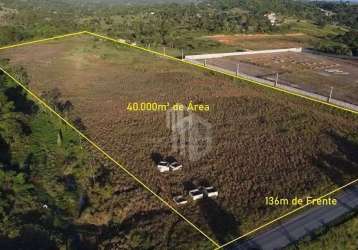 Terreno para grandes comércios em candeias. são 40.000m² com 136m de frente para pista bem perto do centro da cidade e da prefeitura. confira conosco.