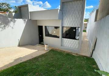 Casa á venda 02 quartos sendo 01 suíte, financiável em são joaquim de bicas mg!