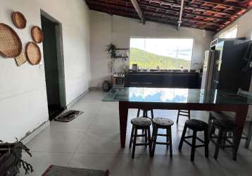 Casa á venda com galpão, área total de 215m² em betim mg!