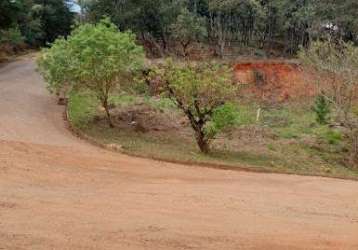 Terreno à venda no estância santa maria do laranjal - atibaia/sp com 1011 m²