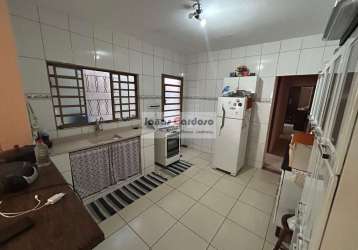 Casa à venda no loteamento alvorada em mogi das cruzes, com  2 quartos, 1 sala, 1 banheiro, 2 vagas de garagem, 72m². oportunidade!