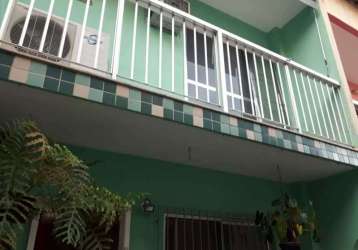 Casa em condomínio fechado com 2 quartos à venda na rua isis, curicica, rio de janeiro, 90 m2 por r$ 330.000