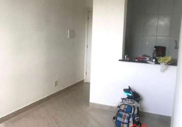 Apartamento fonte dos pássaros térreo com área excedente para venda  2 quartos, 1 sala, 1 banheiro, 1 vaga de garagem!