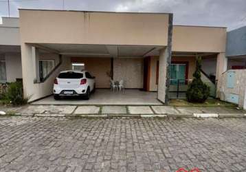 Casa em condomínio: 2 quartos, 1 suíte, 1 sala, 2 banheiros, 2 vagas de garagem na pedra do descanso, feira de santana-ba (198m²)