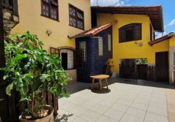 Casa com 4 quartos à venda na rua newton da costa silveira, 368, rio branco, belo horizonte por r$ 900.000