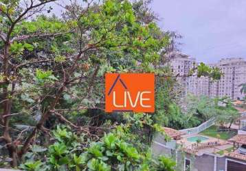 Live vende apartamento 3 quartos, indevassado, condomínio arborizado