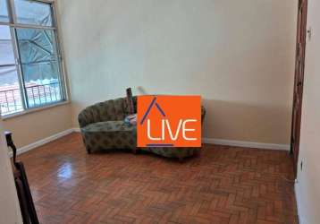 Live vende: apartamento com  2 quartos no pé pequeno