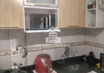 Vende-se apartamento 2 dormitórios cid. tiradentes