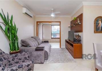 Excelente apartamento com 84 m² de área privativa, situado no bairro floresta. ele está localizado em um andar alto e possui 2 dormitórios, sendo uma suíte, banheiro social, living, com espaço para do