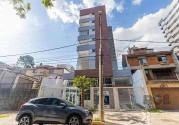 Semi_mobiliado. novo, lindo apartamento gardem tipo casa suspensa. próximo ao colégio americano, ipa e de todos os recursos da av. protasio alves. 1 dormitório, com terraço, cozinha e área de serviço.