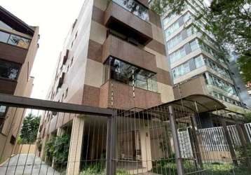 Descubra este incrível apartamento de 112 m² na rua lageado. com 3 quartos, sendo uma suíte com sacada, um escritório que pode ser convertido em um 4° dormitório, além de um banheiro social, lavabo e 