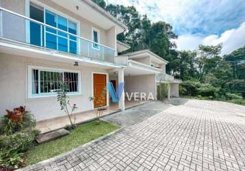 Casa com 4 dormitórios à venda, 146 m² por r$ 780.000,00 - carlos guinle - teresópolis/rj