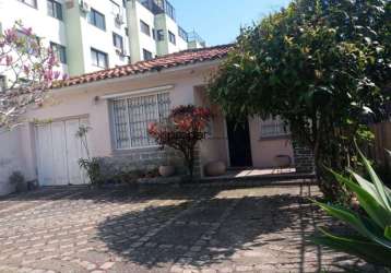 Casa com 3 dormitórios à venda, 224 m² por r$ 980.000,00 - centro - pelotas/rs