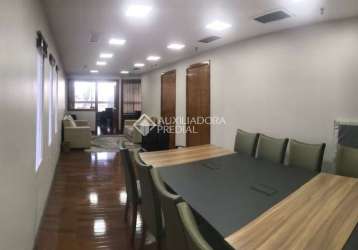 Sala comercial à venda na rua riachuelo, 1098, centro histórico, porto alegre, 87 m2 por r$ 620.000