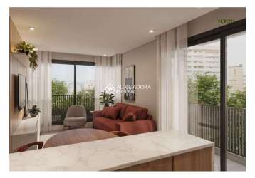 Apartamento com 2 quartos à venda na rua tomaz flores, 219, independência, porto alegre, 58 m2 por r$ 813.000