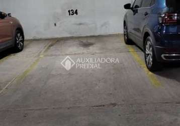 Garagem à venda na avenida independência, 352, independência, porto alegre, 12 m2 por r$ 50.000