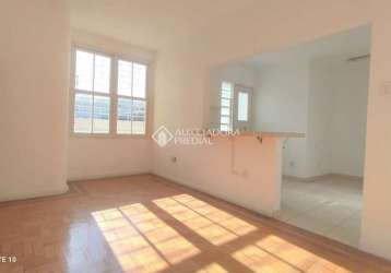 Apartamento com 2 quartos à venda na rua general caldwell, 1205, menino deus, porto alegre, 70 m2 por r$ 295.000