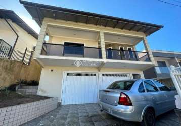 Casa com 2 quartos à venda na rua josé antônio da silva, 50, passa vinte, palhoça, 202 m2 por r$ 850.000