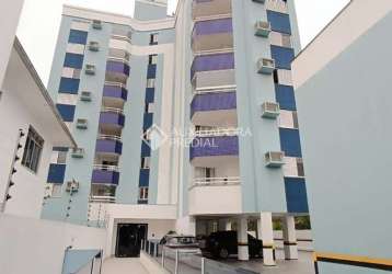 Apartamento com 2 quartos para alugar na rua capitão romualdo de barros, 611, carvoeira, florianópolis, 70 m2 por r$ 3.500