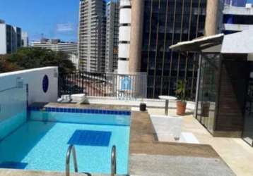 Cobertura com piscina privativa, 3 quartos sendo 2 suítes e 3 vagas de garagem