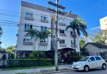 Apartamento no bairro teresópolis, com 78m² privativos, de 3 dormitórios, infra e vaga para carro coberta, possui living amplo para 2 ambientes com sala de estar e sala de jantar, banheiro social, lav