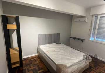 Apartamento com 1 dormitório, no bairro vila ipiranga, porto alegre/rs     &lt;br&gt;&lt;br&gt;este apartamento jk reformado, localizado na vila ipiranga em porto alegre, oferece conforto e praticidad