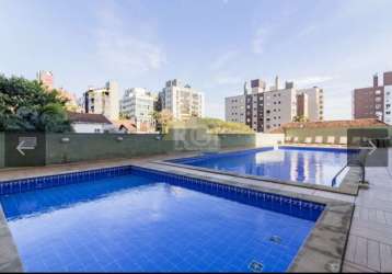 Apartamento com 03 dormitórios e 03 vagas de garagem no bairro petrópolis&lt;br&gt;&lt;br&gt;excelente apartamento, 3 dormitórios, sendo uma suíte, living amplo, dois ambientes, vista espetacular, coz