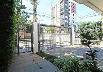 Apartamento de dois quartos, suíte e duas vagas de garagem no bairro são joão em porto alegre.&lt;br&gt;excelente apartamento no bairro higienópolis, com 73,03m², móveis sob medida recém instalados e 