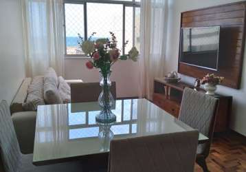 Apartamento amplo com 02 quartos no costa azul